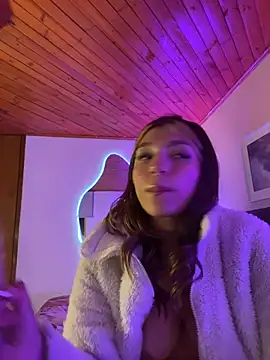Isabella18_pink's Live XXX Chat
