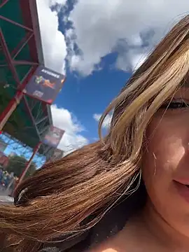 دردشة Isabella18_pink الجنسية المباشرة