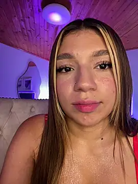 Isabella18_pink's Live XXX Chat