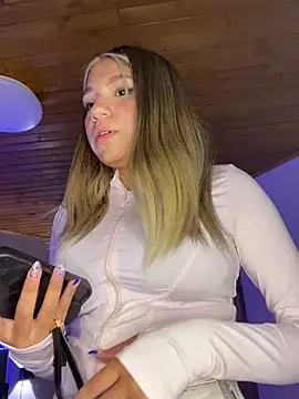Isabella18_pink 라이브 XXX 채팅