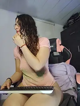 lindasyt's Live XXX Chat