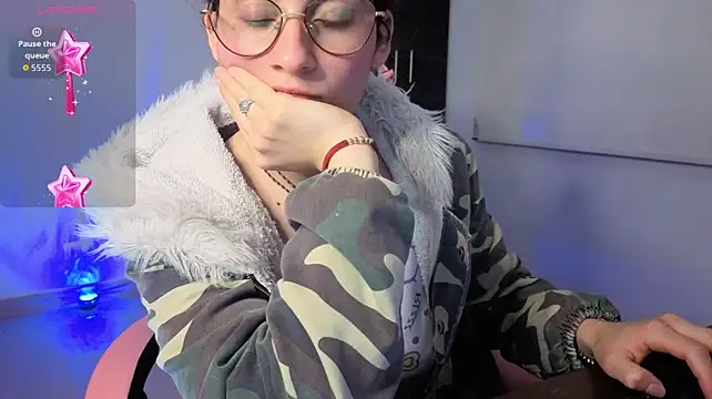Chat +18 de lindasyt ao vivo