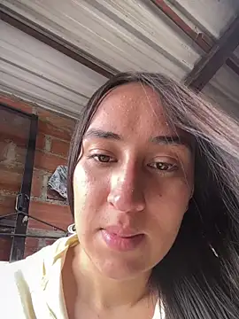 Show modela RAKEL37 na web-kameri