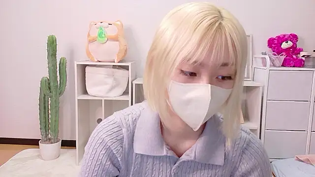 Nana__chのウェブカメラショー