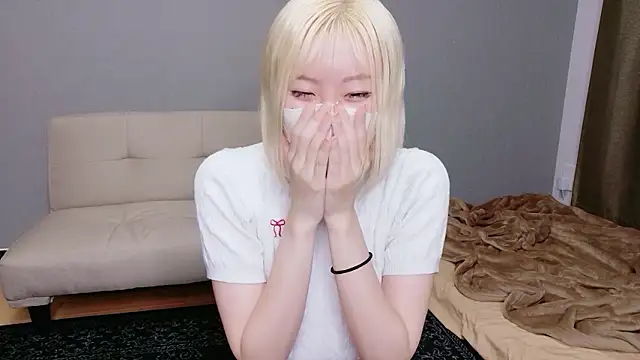 Nana__chのウェブカメラショー