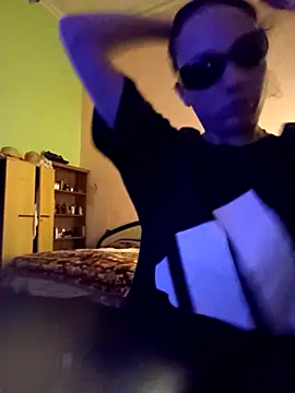 bbyglock1312's Live Chat Room