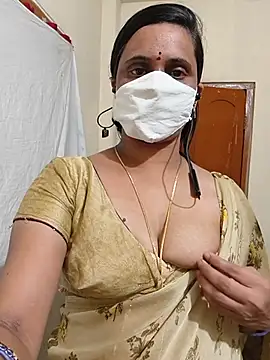 taratelugu Adlı Modelin Canlı XXX Sohbeti