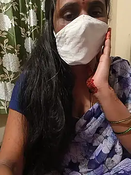 taratelugu Chat XXX in diretta