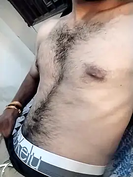 Mr_Hotyy webkamerás műsora