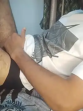 Mr_Hotyy 在線直播表演