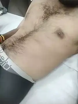 Mr_Hotyy 在線直播表演