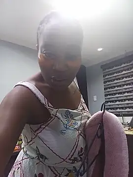 SweetPortableAmber's Live XXX Chat