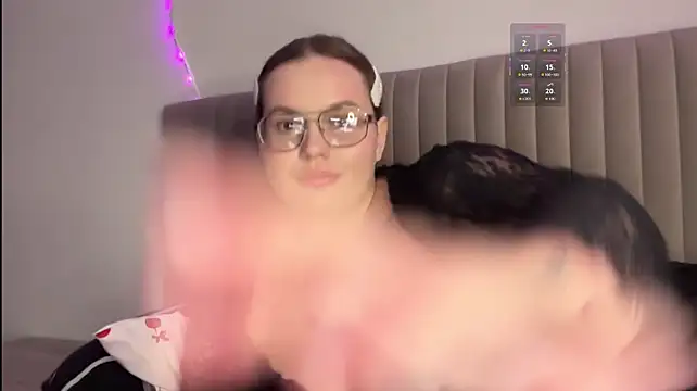 Nata102's Live XXX Chat