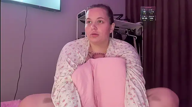 Nata102 Live XXX-Chat