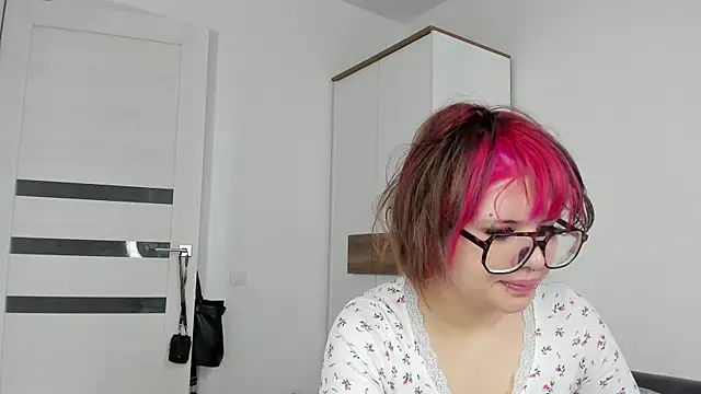 VerniceEngelking's Live XXX Chat