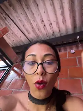 Emma__cumlovee লাইভ চ্যাট রুম