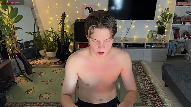 הופעת וובקאם של RusBradPitt