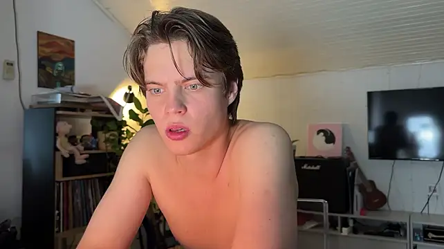 RusBradPitt 在線直播表演