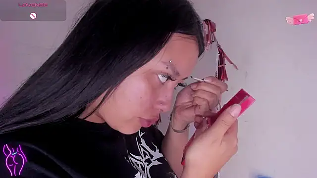 Viioleett_cum Adlı Modelin Web Kamerası Şovu