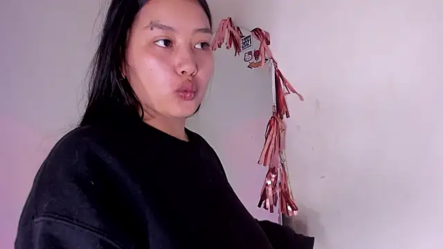 Viioleett_cumのウェブカメラショー