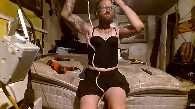 bearded_cross: вебкам-шоу