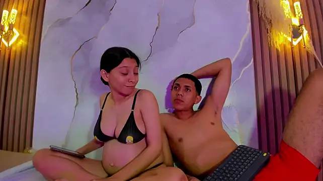MielAndLeo Webcam Show