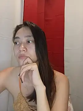 urnaughty_creamypie Chat XXX in diretta