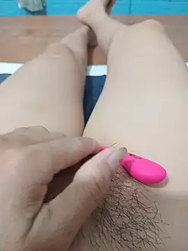 Minh32love's Webcam Show