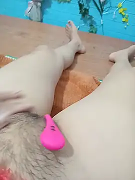 Minh32love's Webcam Show