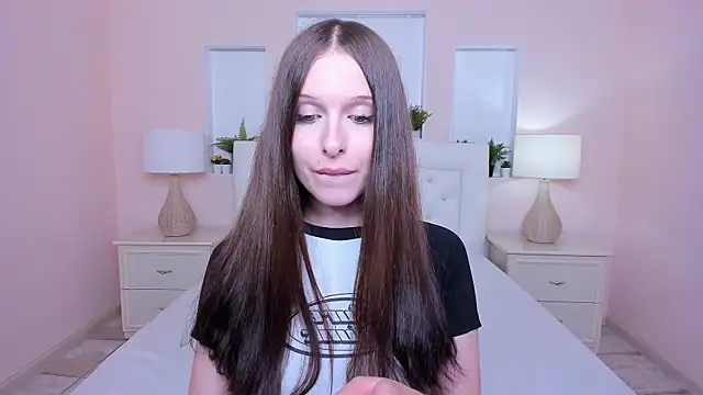 dark_k1tty Webcam-Show