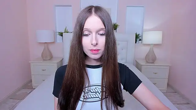 dark_k1tty webcam show