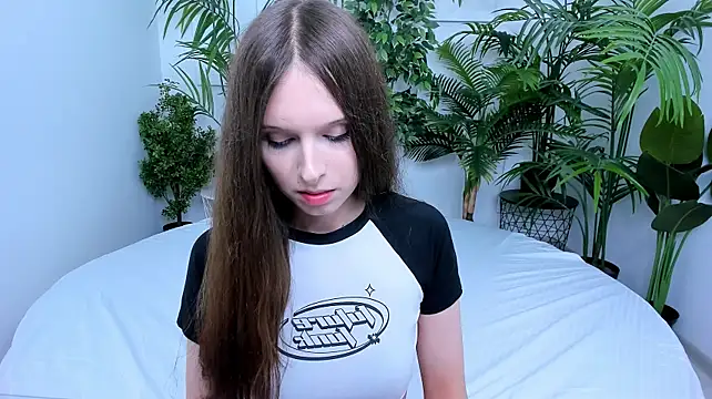 dark_k1tty's Webcam Show