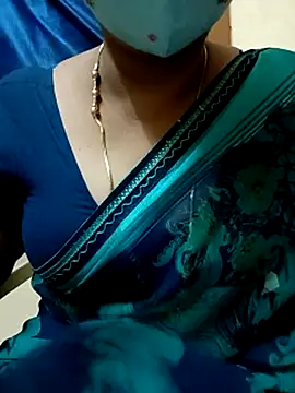 sushma26 Show in webcam