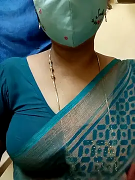 sushma26 Show in webcam