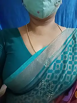sushma26 Show in webcam