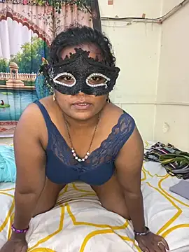 YourTeluguQueen143 Webcam-Show