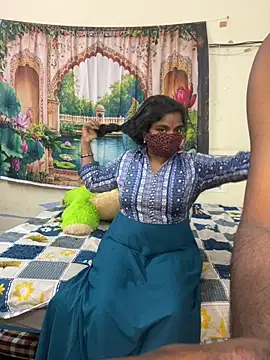 YourTeluguQueen143 ওয়েবক্যাম শো