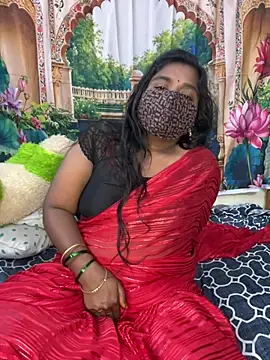Pokazy przed kamerką – YourTeluguQueen143