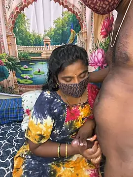 YourTeluguQueen143 Webcamshow