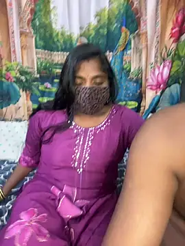 YourTeluguQueen143 Show Webcam