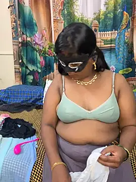 YourTeluguQueen143 Webcam Show