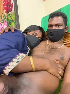 YourTeluguQueen143 Show Webcam