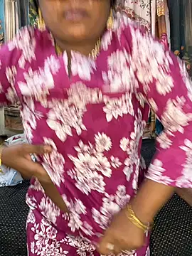 YourTeluguQueen143n Webbikameraesitys