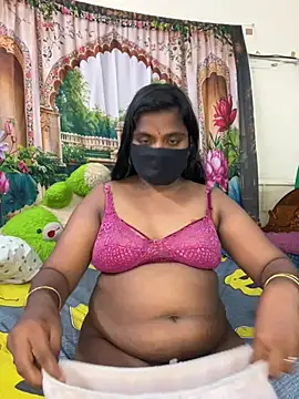 عرض كام YourTeluguQueen143