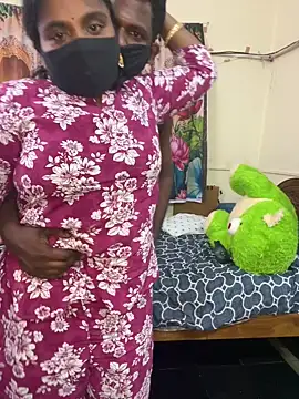 YourTeluguQueen143 Webcamshow