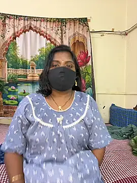 YourTeluguQueen143 Webcam show