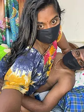 YourTeluguQueen143 Show in webcam