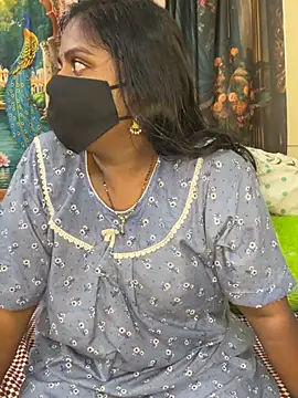 Pokazy przed kamerką – YourTeluguQueen143