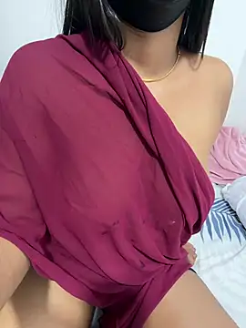 SluttyCouple69 웹캠 쇼