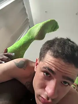 Bigdickpinnkyのウェブカメラショー